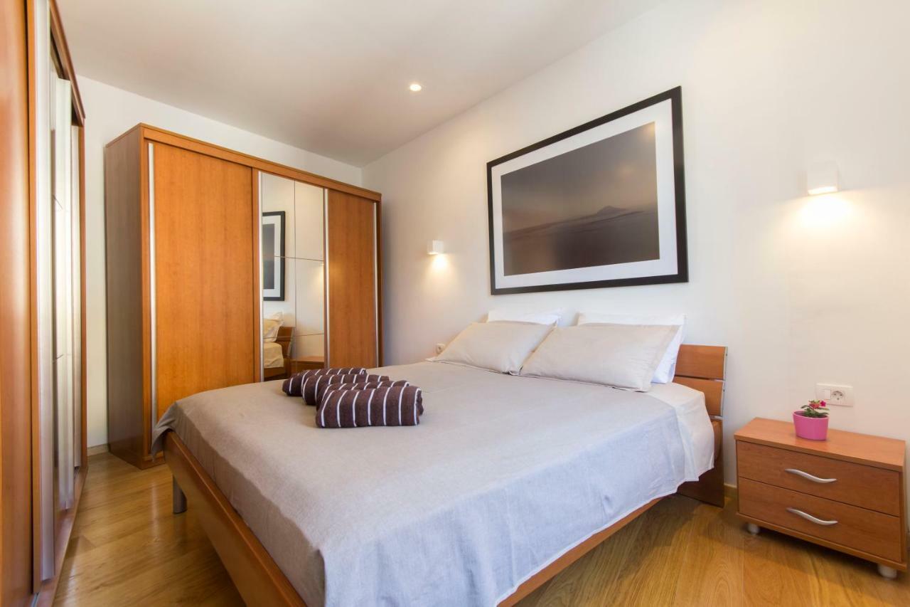 Appartment In Center With Parking プーラ エクステリア 写真