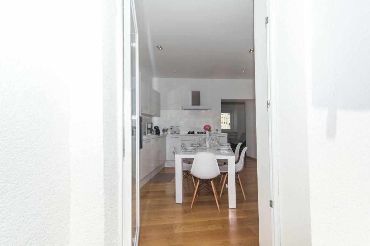 Appartment In Center With Parking プーラ エクステリア 写真